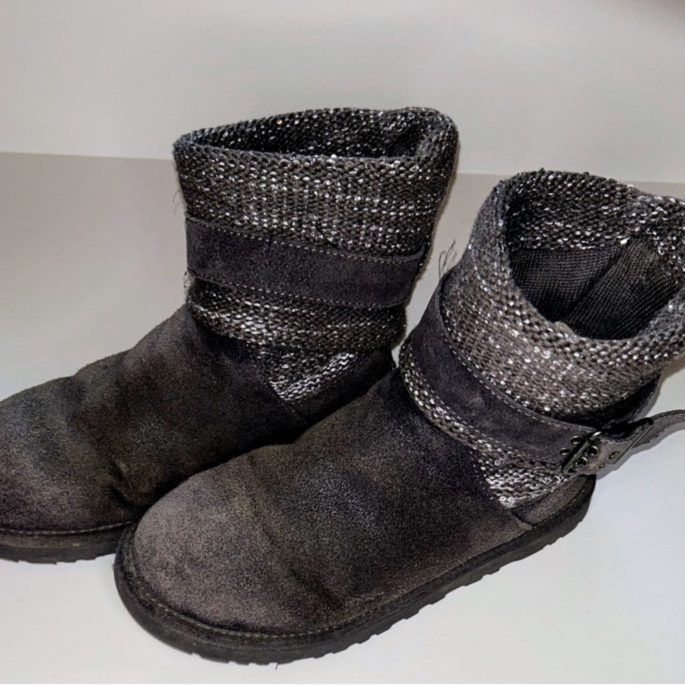 UGG Australia Cambridge Metallic Grey Suede Boots Belted Knit Sequin Women’s 8